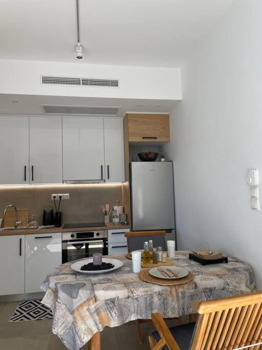 Μοντέρνα Εξοχική Μονοκατοικία Με Ιδιωτική Πισίνα! Khalkoutsion Eksteriør bilde
